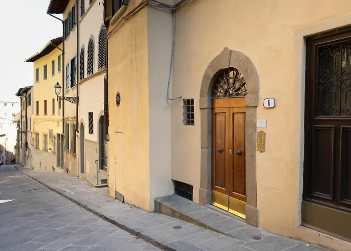 Charm Flat In City Center
